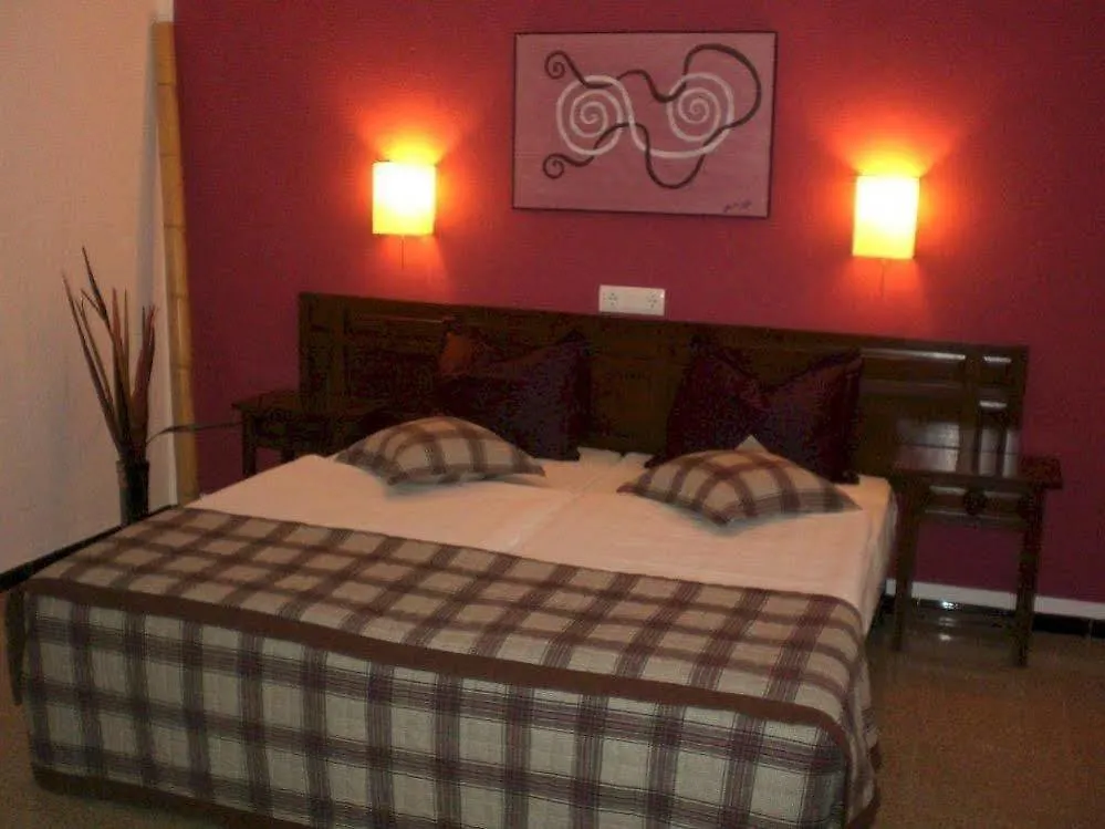 Hotel Casa Ceiba Maria Cala D´Or 2*,  Spanien